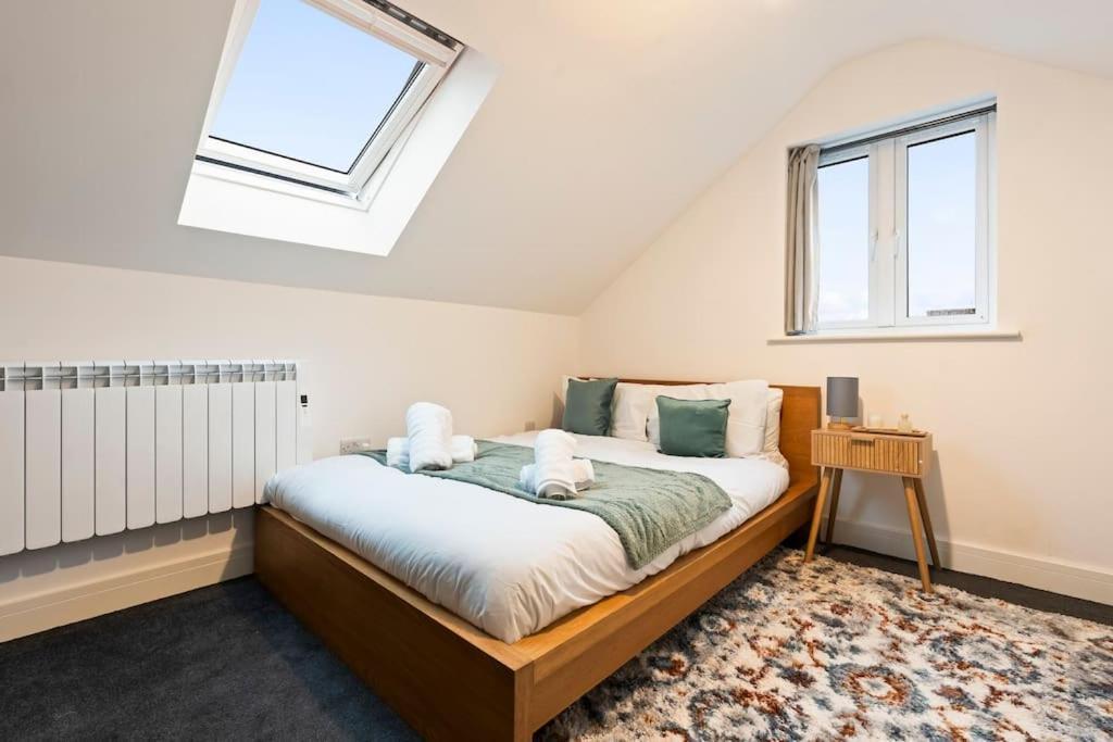Apartment Modern & Cosy 2br W Balcony & Netflix *