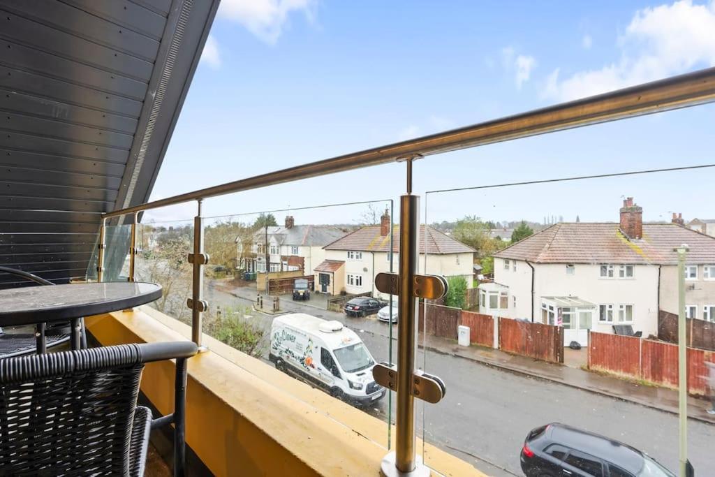 Modern & Cosy 2br W Balcony & Netflix